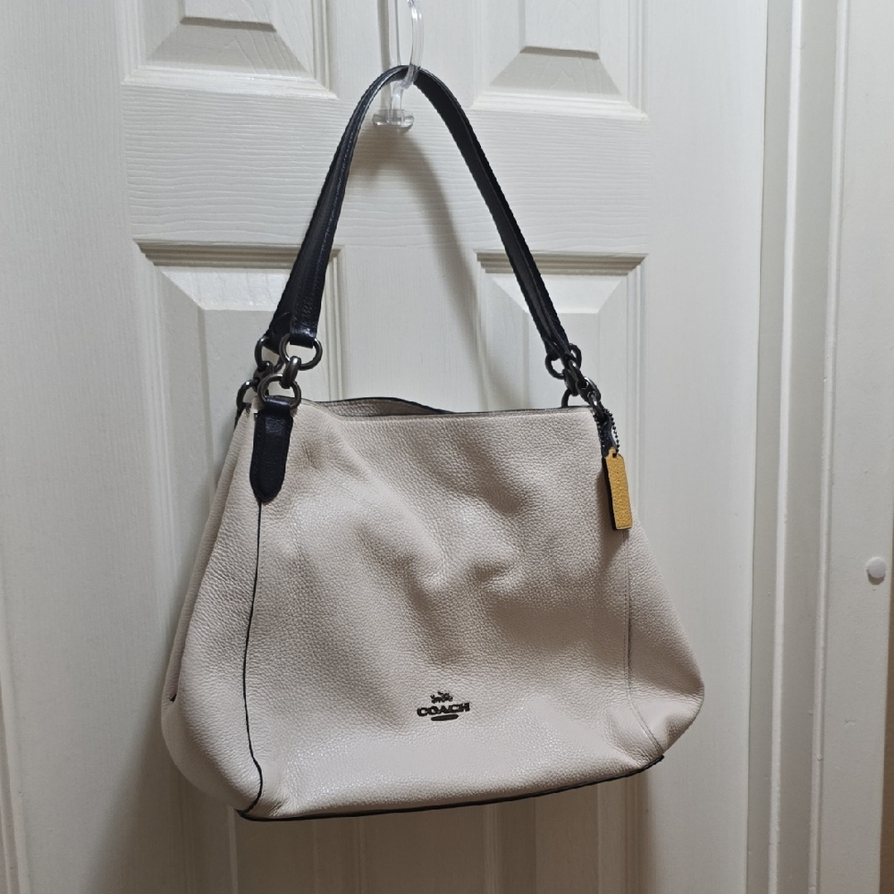 Coach Cream and Black Shoulder Bag with Pebbled Leather